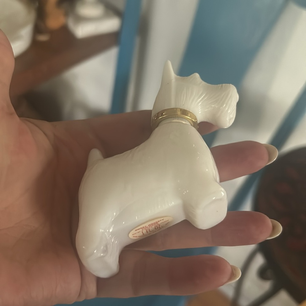 Vintage Milkglass Scottie Dog Fragrance Figurine - Picture 6 of 10